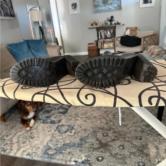 Doc Marten Hurston Boots - Picture 2 of 5